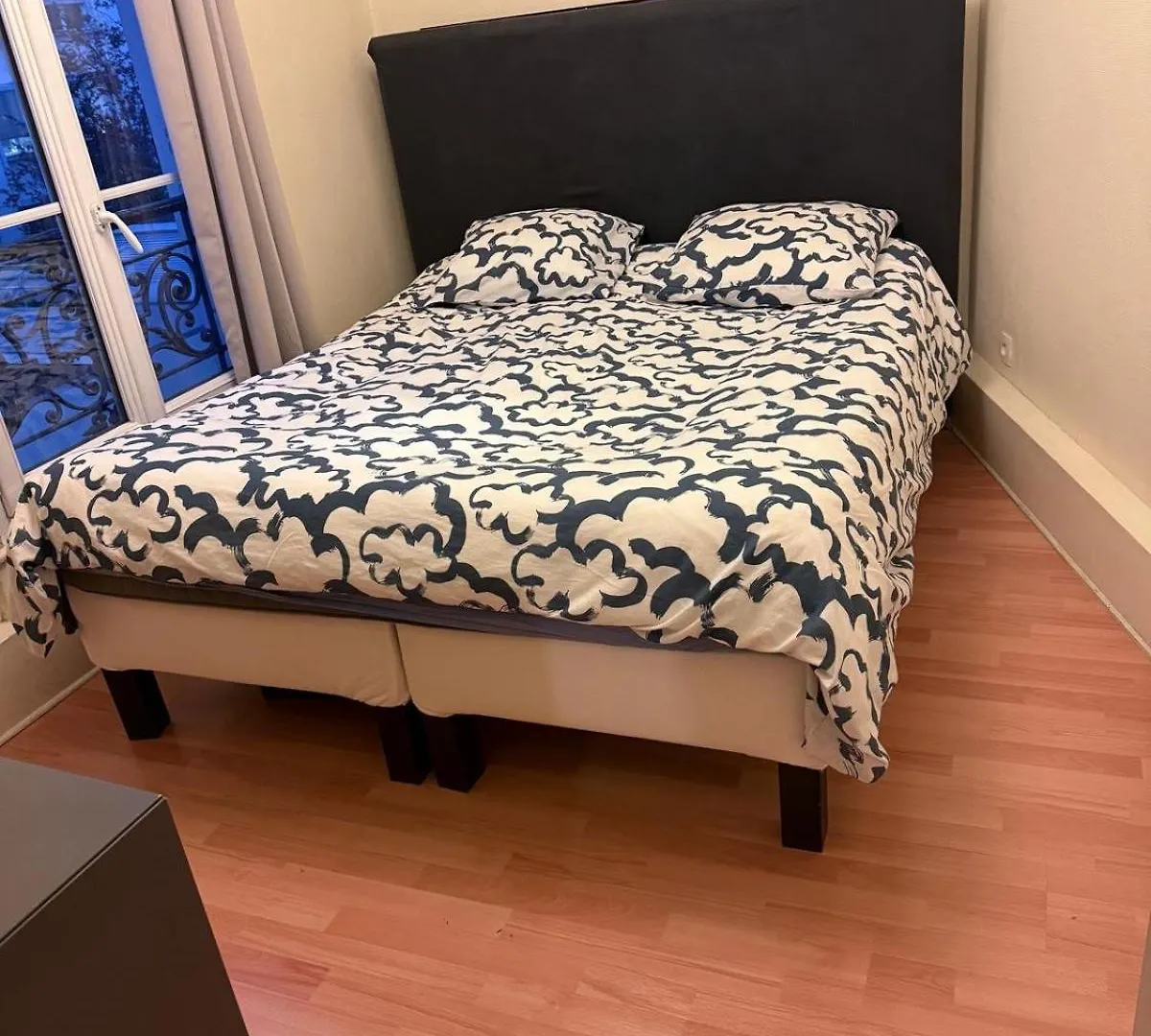 アパート Amazing 1 Bedroom, 30Sec From Arc De Triomphe パリ フランス